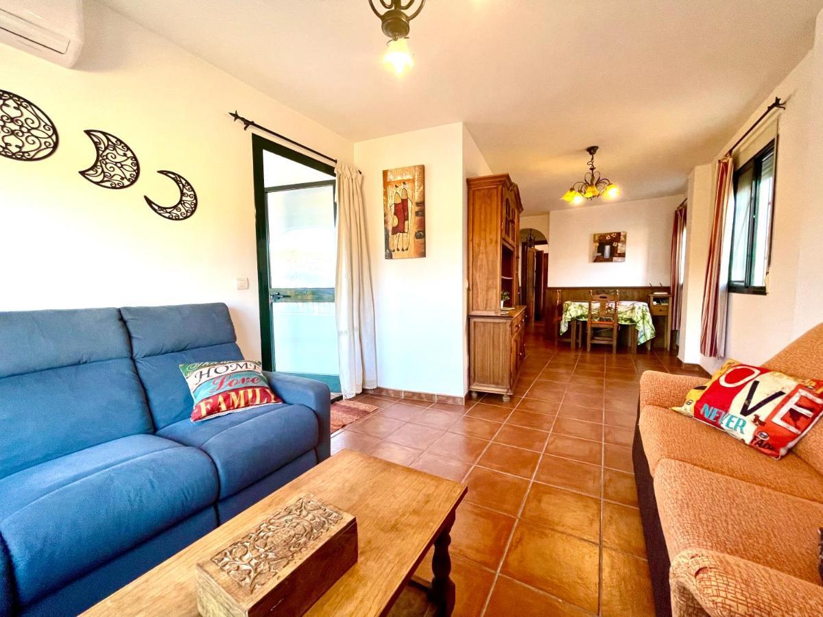 Apartamentos Axarquia , Frigiliana, Terraza Privada Con Vistas A La Montana Rio Y Al Mar Eksteriør bilde