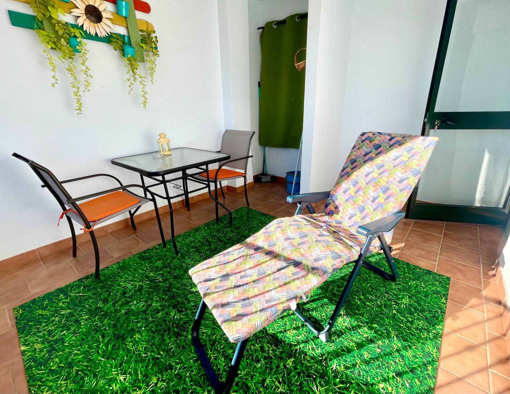 Apartamentos Axarquia , Frigiliana, Terraza Privada Con Vistas A La Montana Rio Y Al Mar Eksteriør bilde